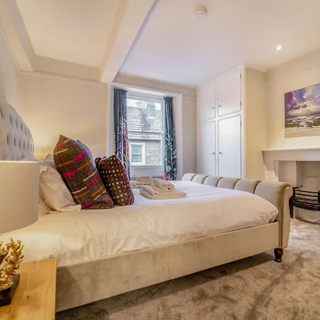 5 Bed In 89094
